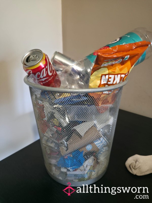 Be My Rubbish Bin 🗑️💋