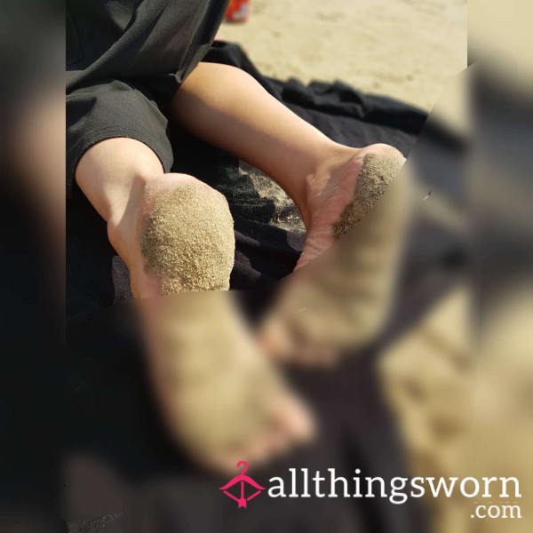 Beach Day 🏝️👣