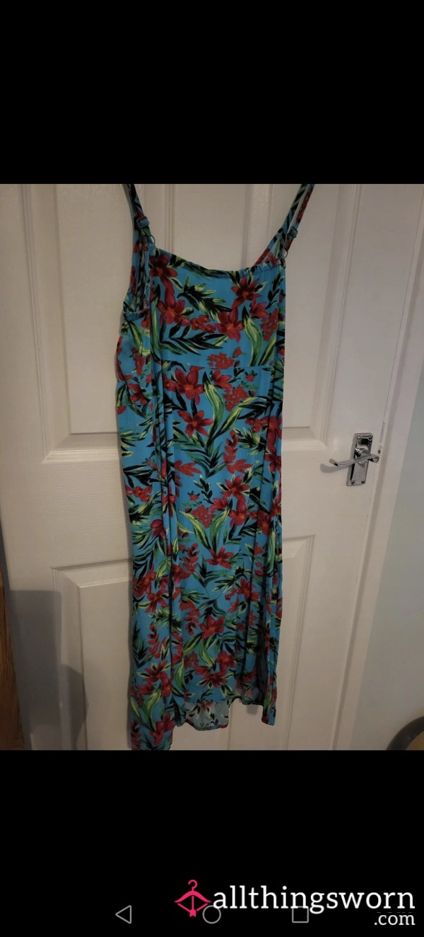 Beach Dress Holiday Vibes Size 12