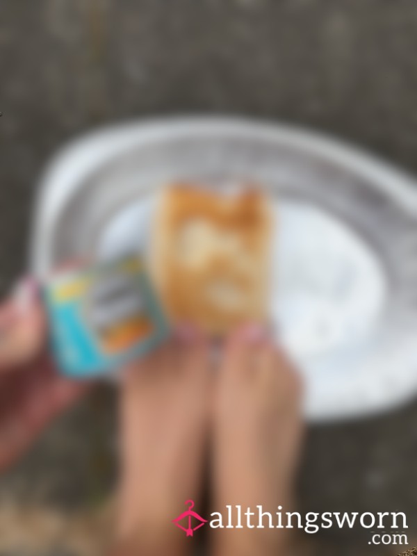 Bean Drenched Toes And Toast 🥣