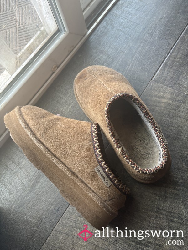 BearPaw US Size 8 Women’s - Super Stinky - Worn Through Winter - Worn Barefoot