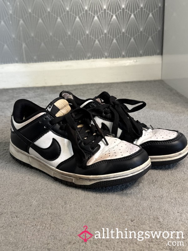 Beaten Nike Low Top Dunks