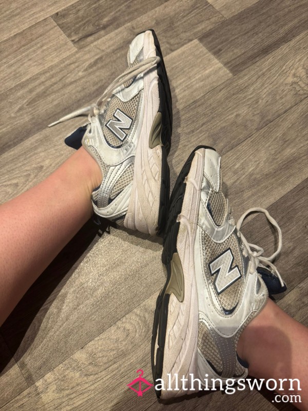 Beaten Up New Balance ❤️