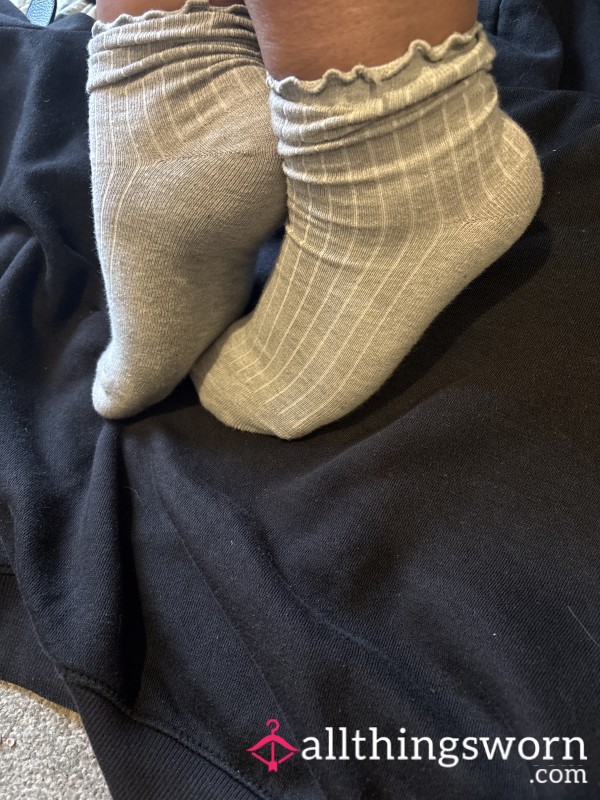 Beautiful, 12 Hour Worn, Frilly Grey Socks 🧦 …smells Just Like Me 🥰