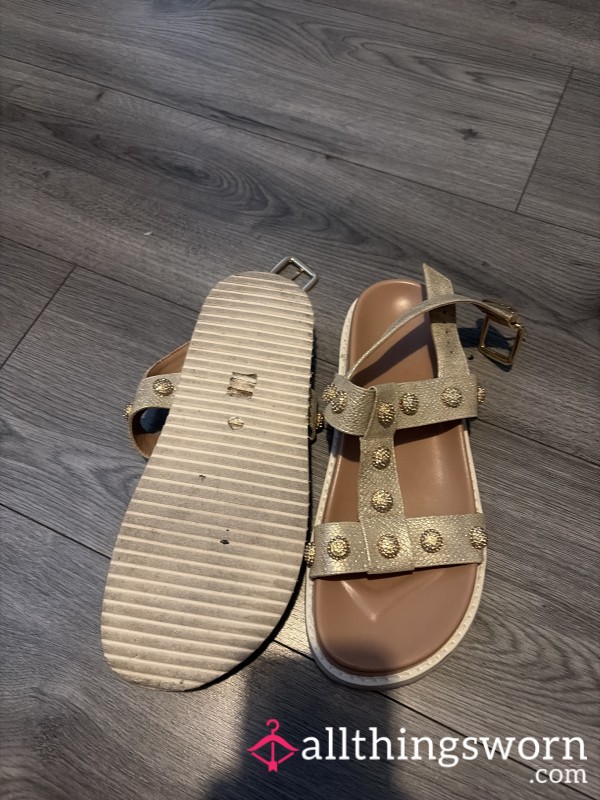 Beautiful Carvela Sandels