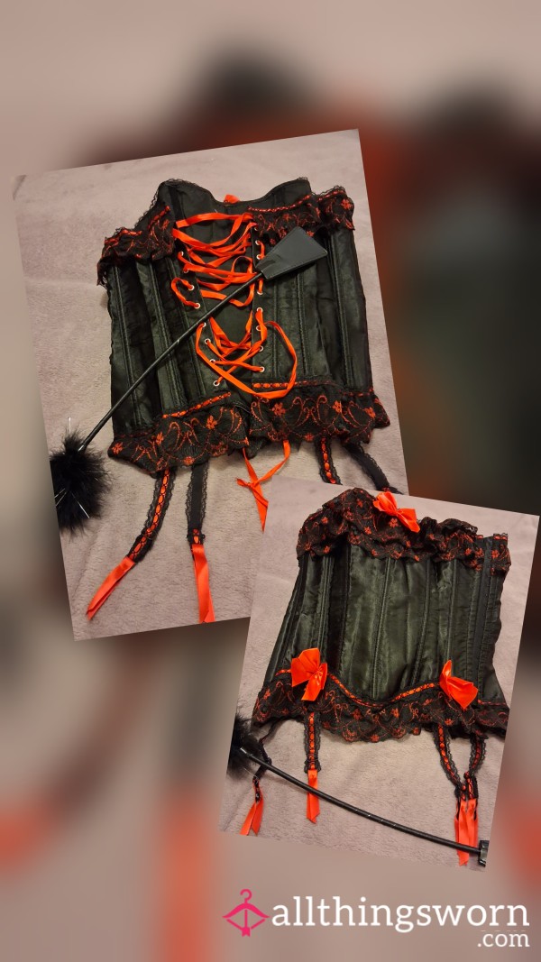 Black 🖤 & Red ❤️ Lace-Up Corset – Event Worn & Unapologetically Bold
