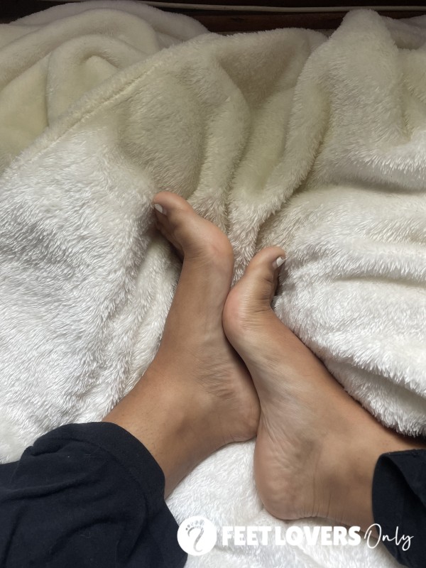 Beautiful Feet Looking To Be Loved