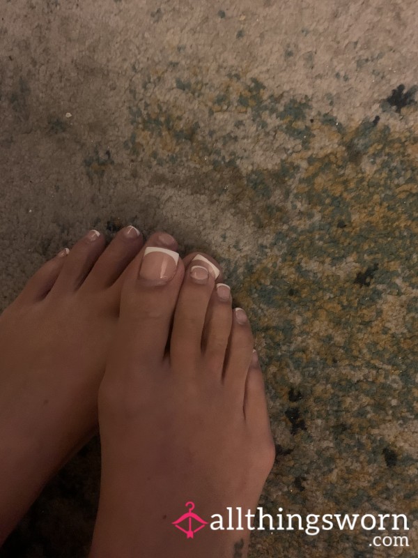 Beautiful French Tips😍👀