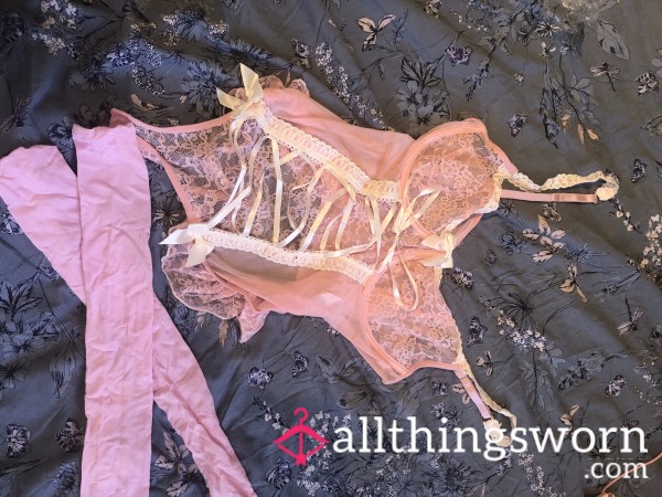Beautiful Lingerie Set - Physical Item With Pictures To Go With!