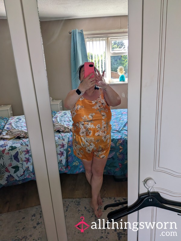 Beautiful Orange Satin Shorts And Top Silky Soft Worn By Goddess Price Includes Postage To UK Size UK 14