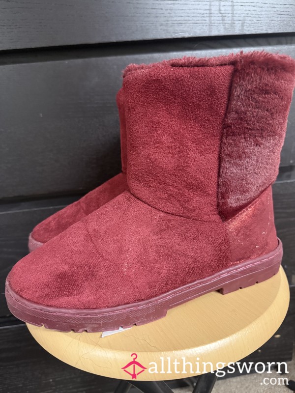 Beautiful Red Winter Boots