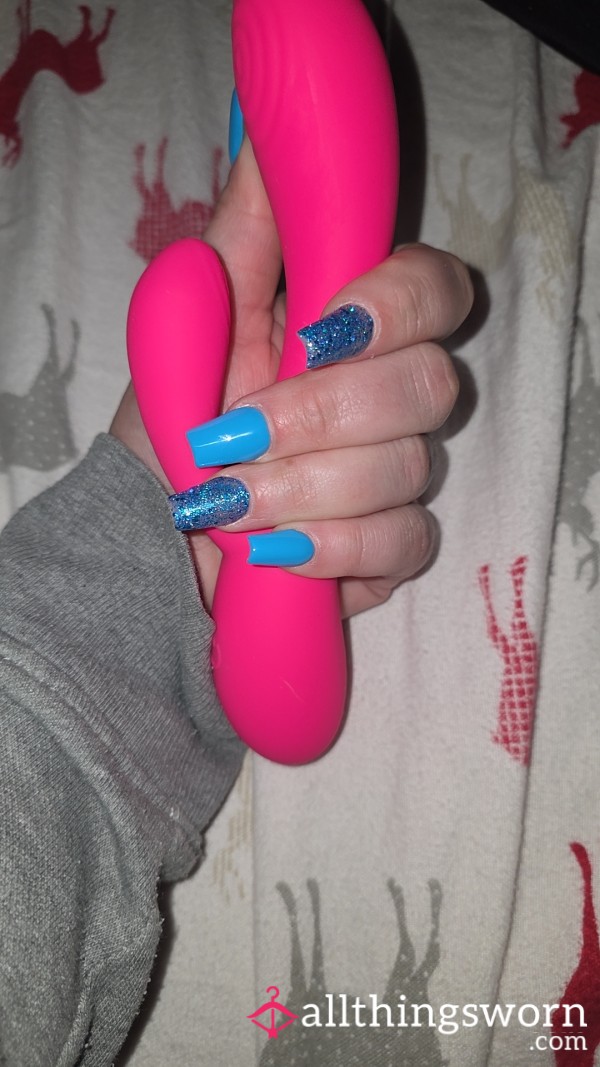 Beautifully Painted Finger Inside