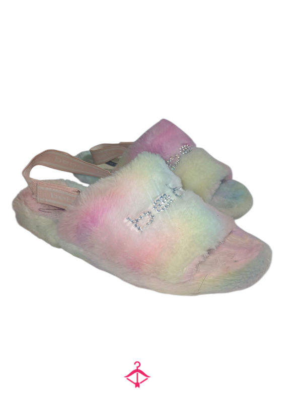 Bebe Soft Fuzzy Dirty Pungent Foot Print Slippers