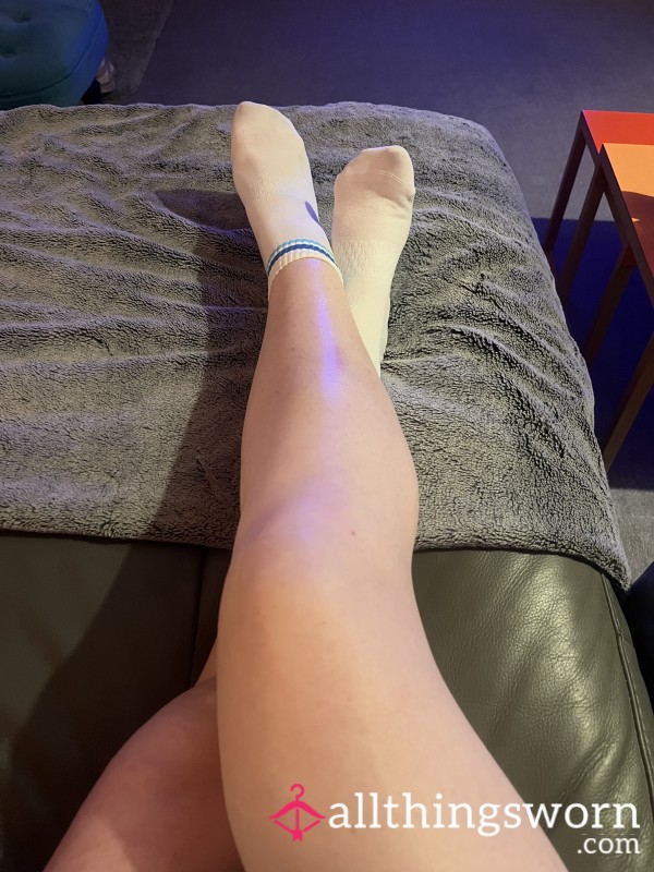 Been Worn All Day Whilst Running Errands💙