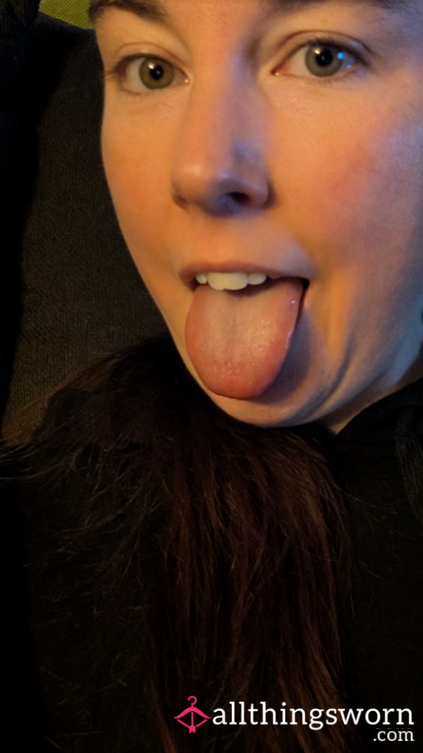 Begging For C*m All Over My Face