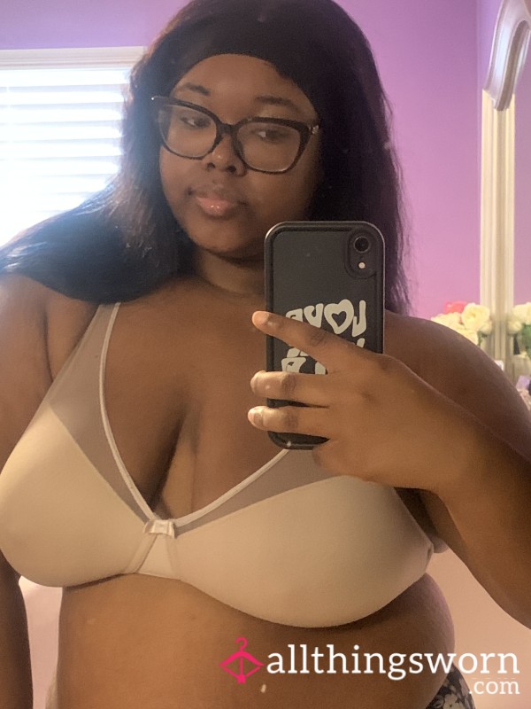 Beige Bra 40DD / XL