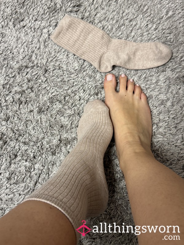 Beige Cotton Socks 48hrs Wear