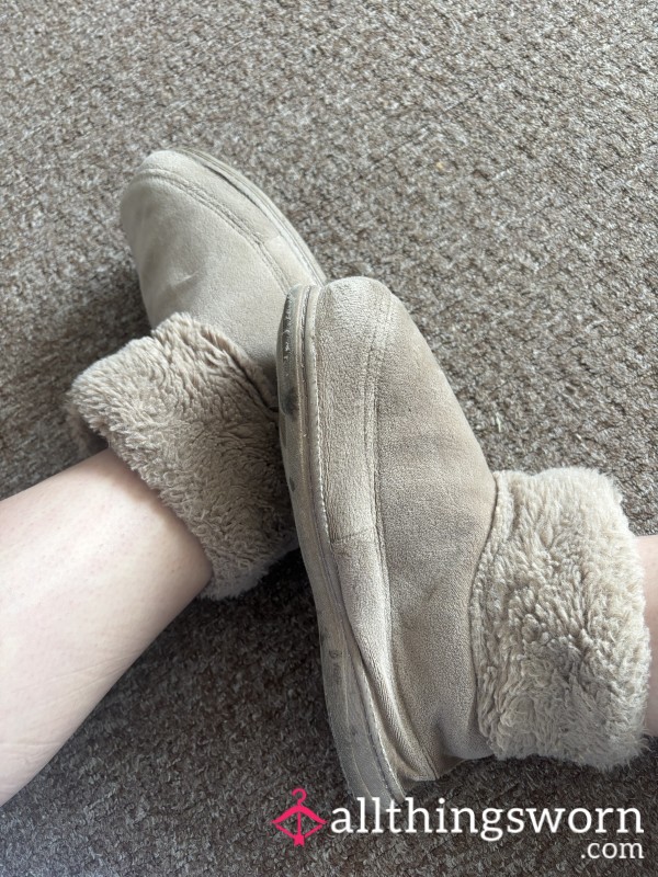 Beige Fluffy Slipper Boots