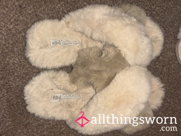Beige Xtra Fluffy Well Worn Slippers