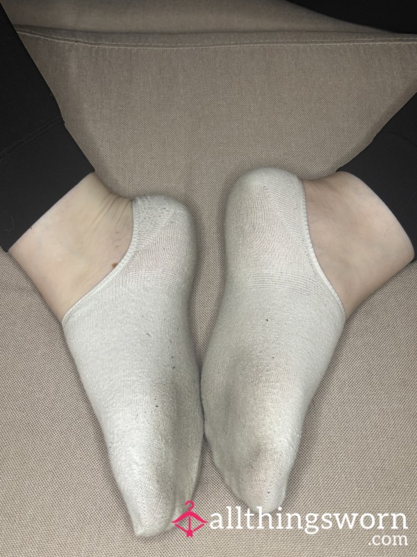 Below The Ankle, Worn Socks