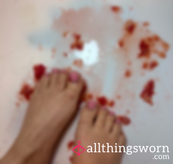 Berry Foot Crushing👣🍓🫐