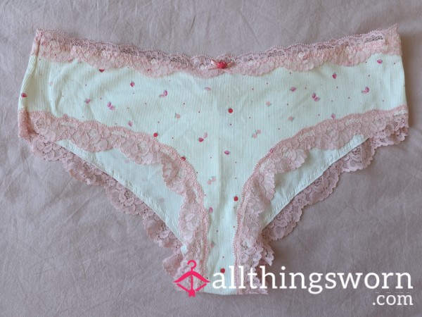 Berry Juicy Pantie Wear 🍓💦