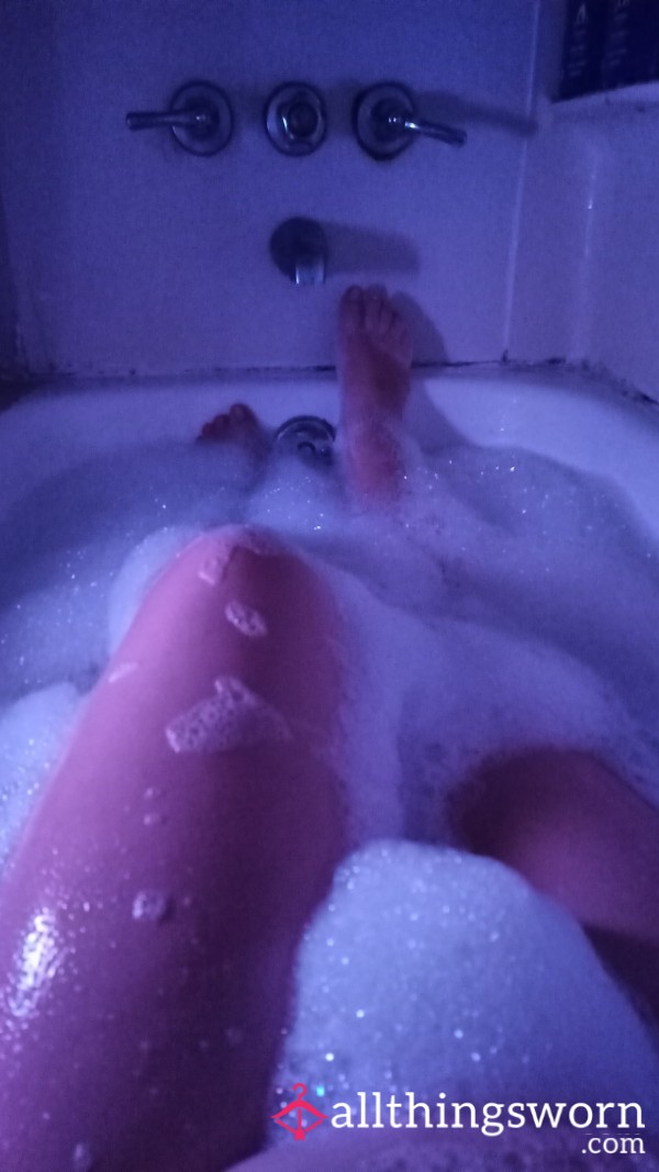 Bet You're Thirsty 🍺,  I Have A Whole Relaxing Bath Of Goddess Water.