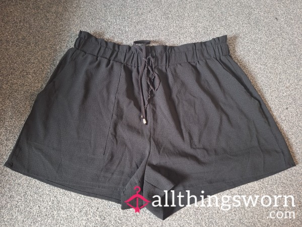 Big Arse Shorts 12h Wear