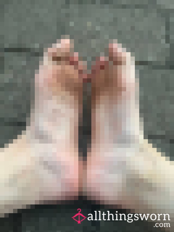 Big Feet Grubby Soles
