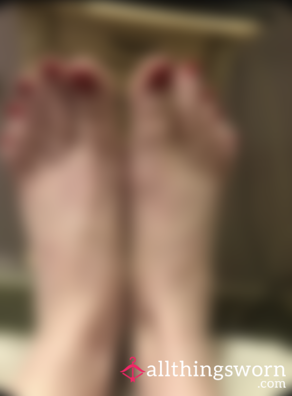 Big Feet With S**y Red Toenails