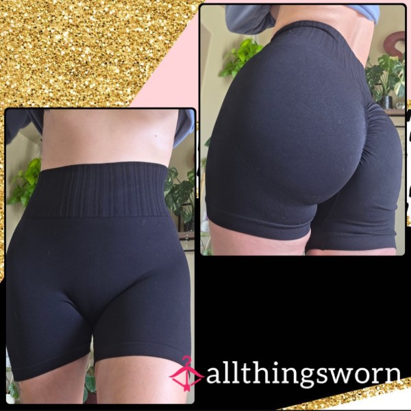 Biker Shorts With Scrunch Bu*t