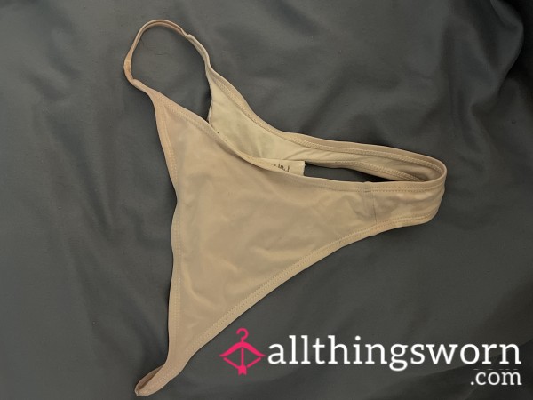 Bikini Thong 👅