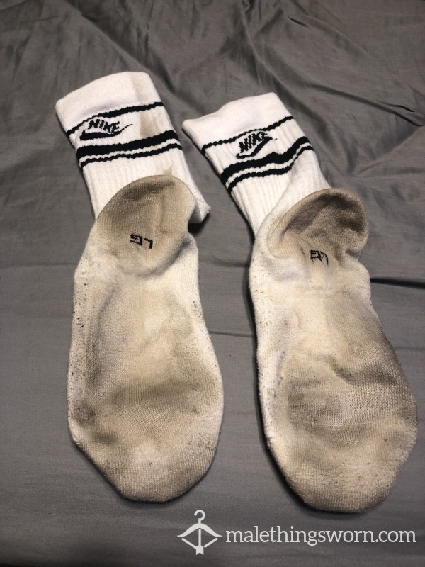🤢 BIOHAZARD! 3 WEEKS Of Nike Socks! 🤢