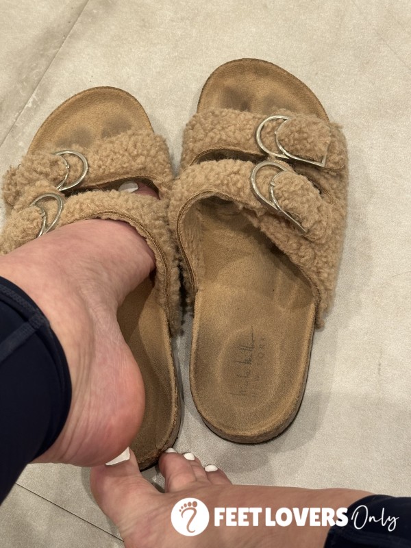 Birkenstock Type Shoe, Worn And Smelly