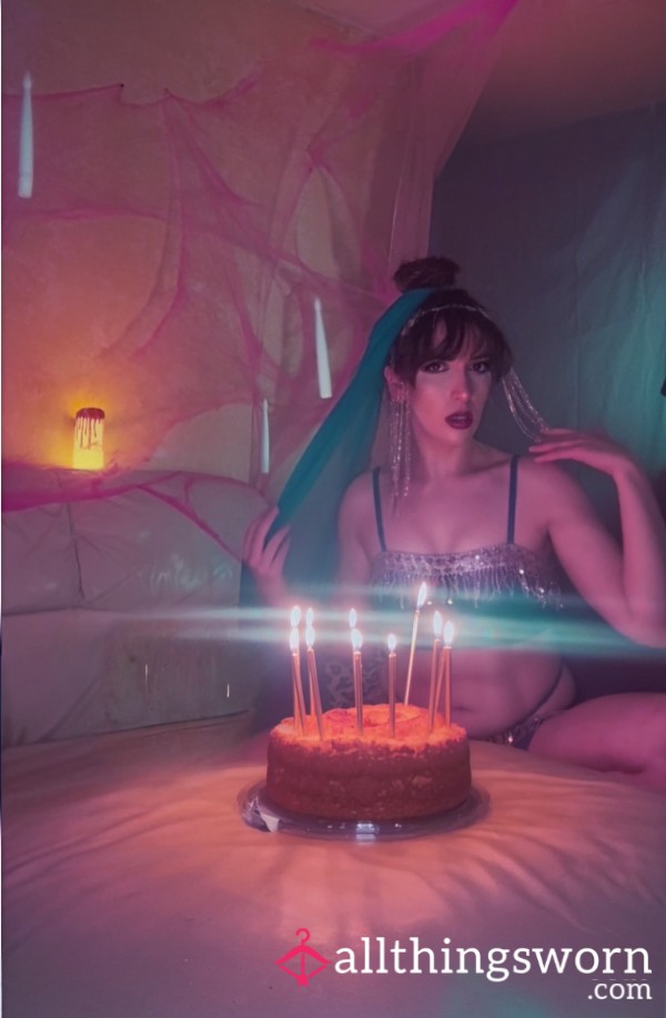 Birthday Cake Ride 🎂💦 Sl*tty “Make A Wish” Cake Smash Video