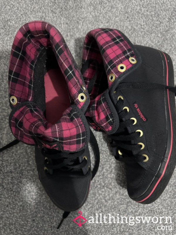 Black Adidas Trainers
