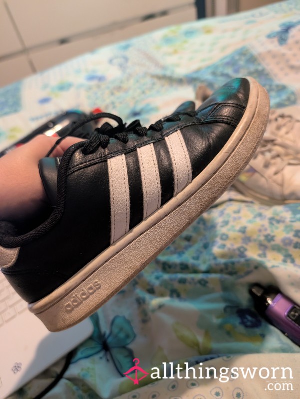 Very Worn, Very Sweaty