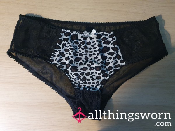 Black And Animal Print S**y Panties 🖤