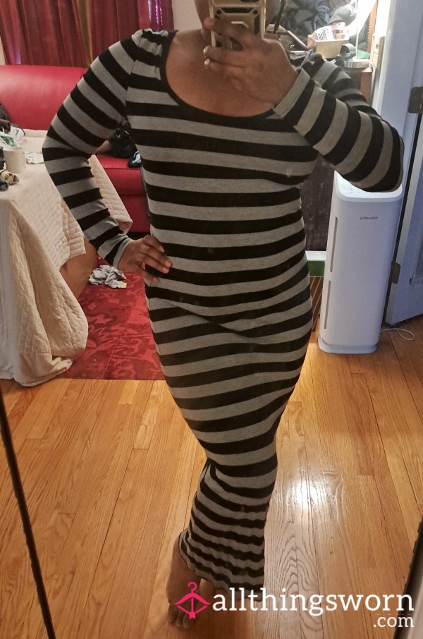 Black And Gray Long Sleeve Maxi Dress