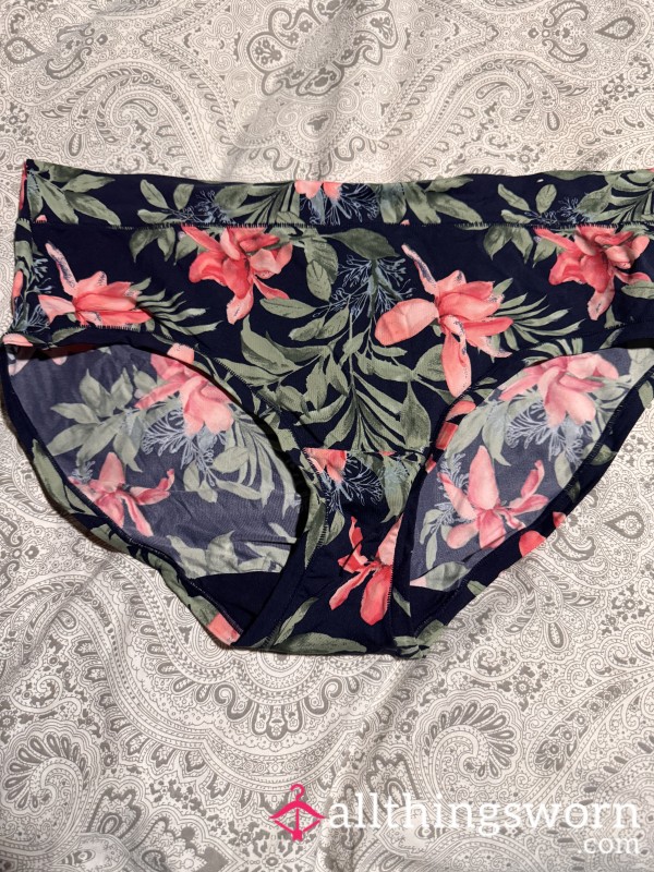 Black And Pink Flowers