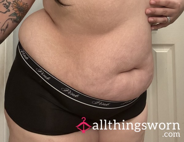 Black And White Boy Shorts 🥰🖤