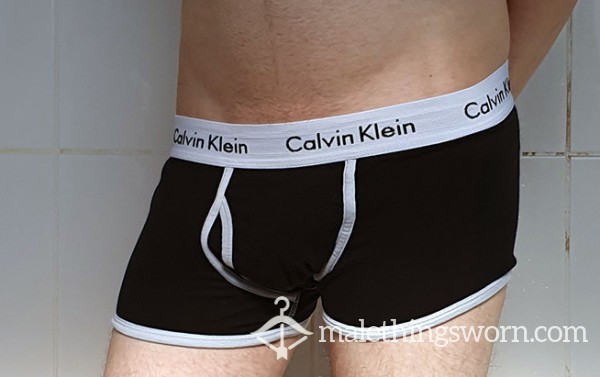 Black And White Calvin Klein's 24hr Wear
