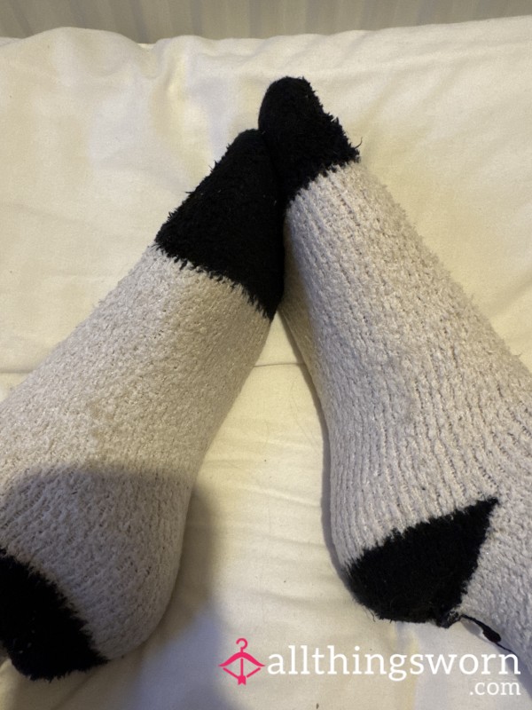 Black And White Fluffy Socks Worn All Day 9am - 11pm On Feet All Day Working In Them
