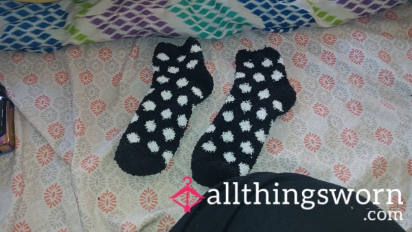 Black And White Polka-Dot Fuzzy Socks