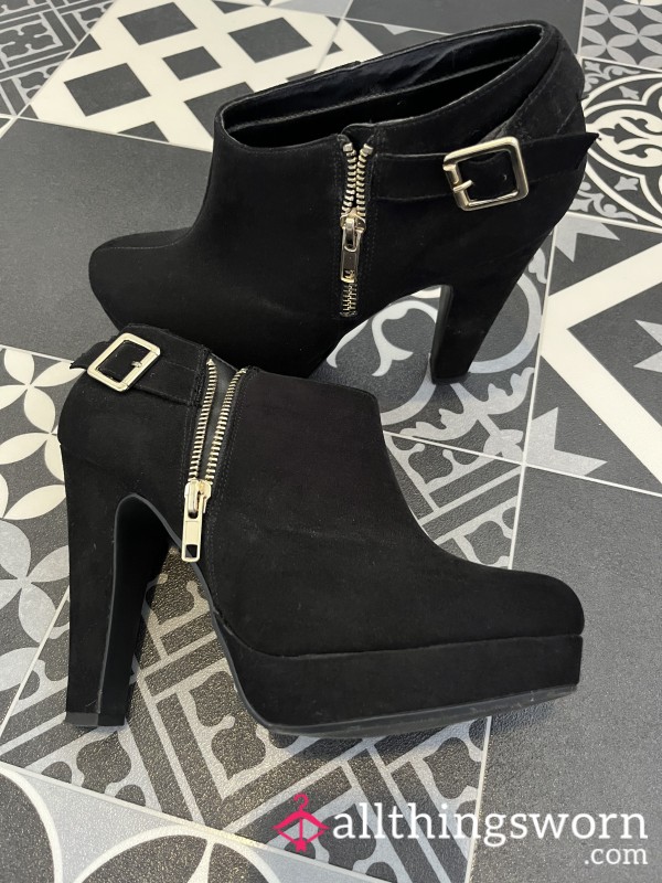 Black Ankle Boots