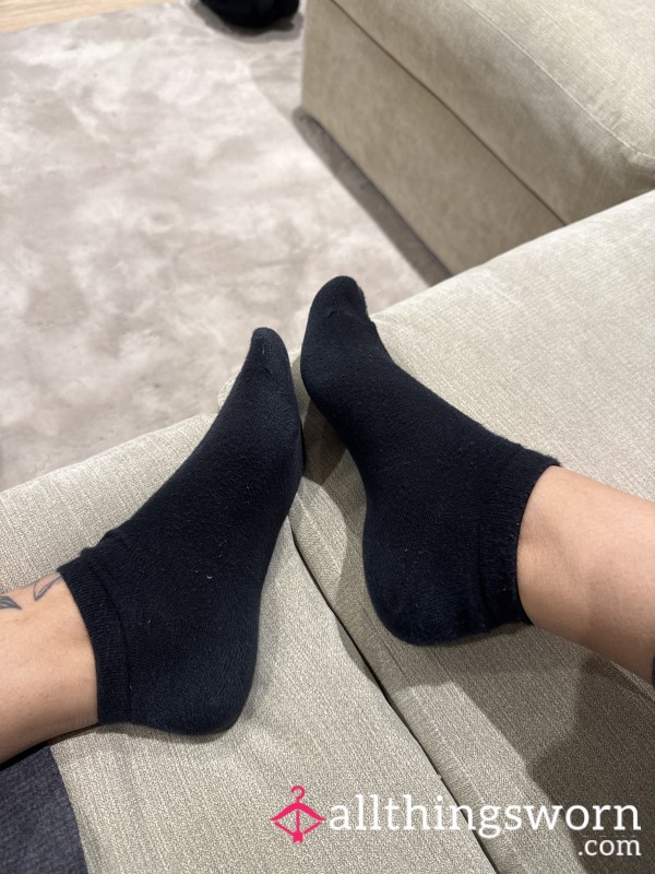Black Ankle Socks 🧦