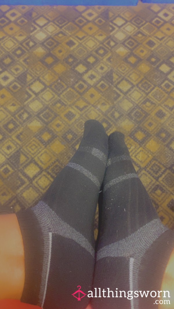 Black Ankle Socks With Gray Stripes