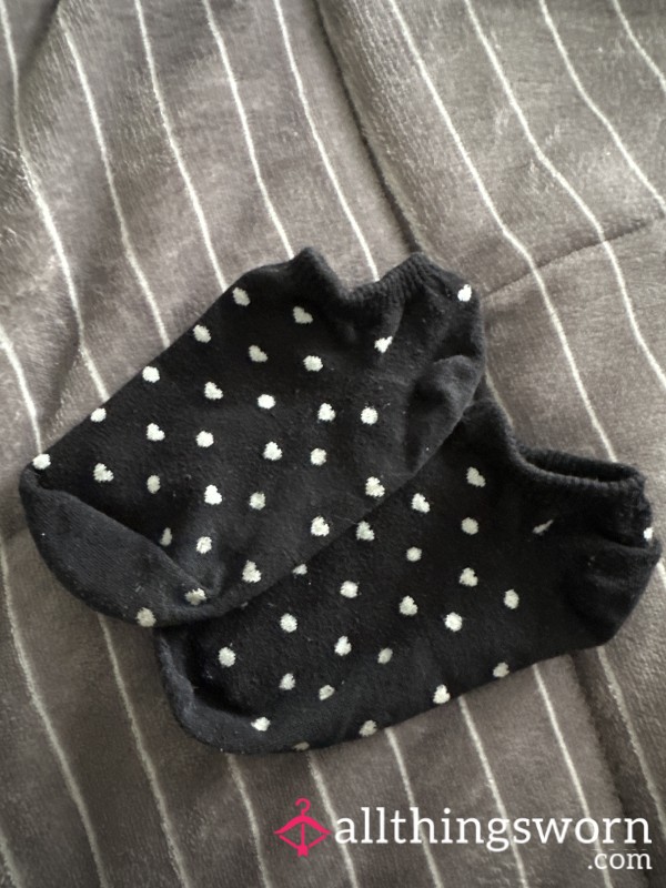 Black Ankle Socks With White Hearts