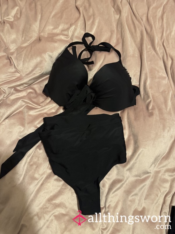 Black Bikini