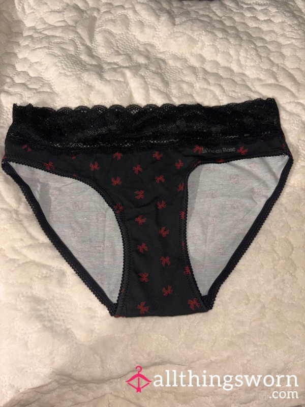 Black Bikini Panties With Red Bows